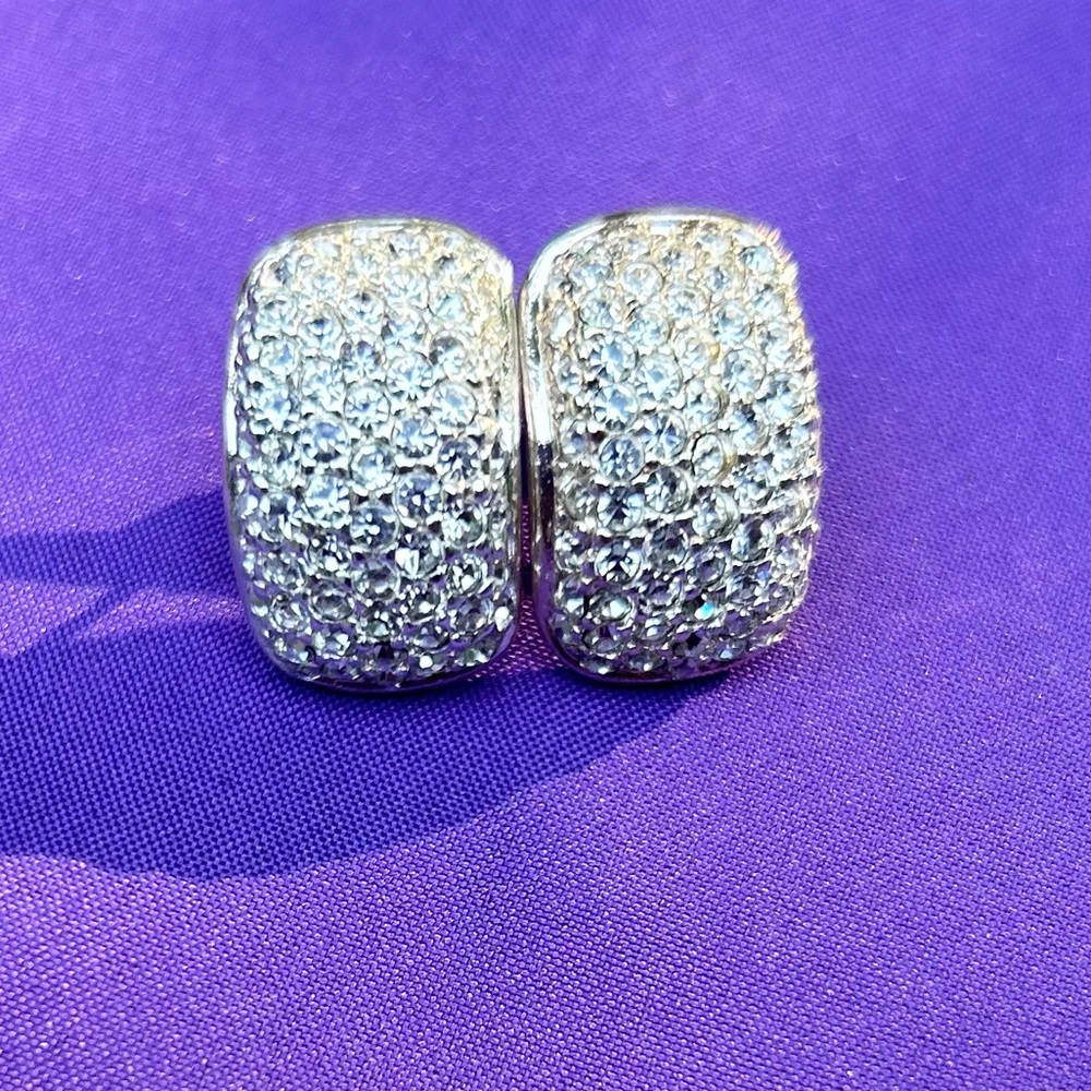 ROMAN Rhinestone‎ Earrings Silver Tone Curved Lock Back Formal City Evening VTG